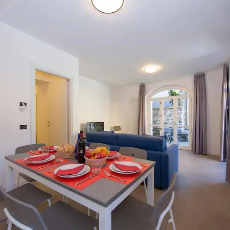 Sleeps 7 Pool Air Con Bellagio